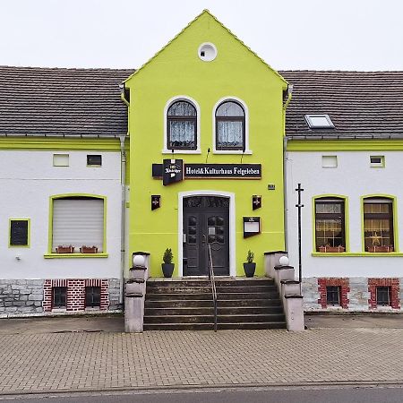 Hotel Kulturhaus Felgeleben Schönebeck Εξωτερικό φωτογραφία